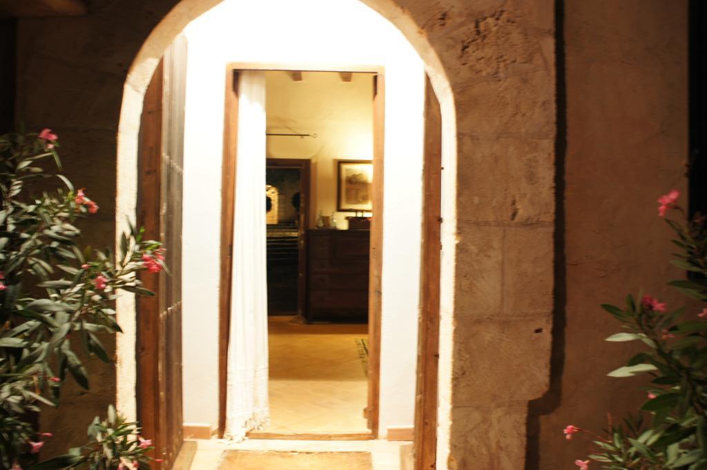 Hotel El Encinar De Artá Esterno foto
